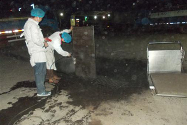 中央空調(diào)管道清洗 中央空調(diào)管道清洗